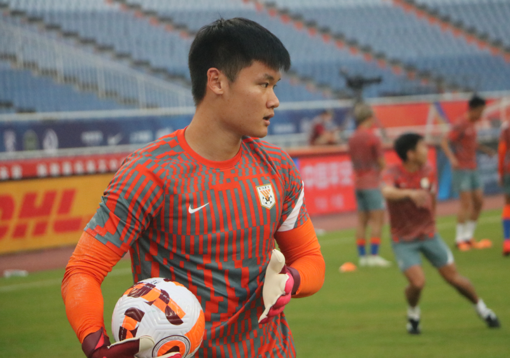 布莱顿内部会议纪要流出——赛前迎来里程碑，中超使命明确，球队文化再被提及的简单介绍